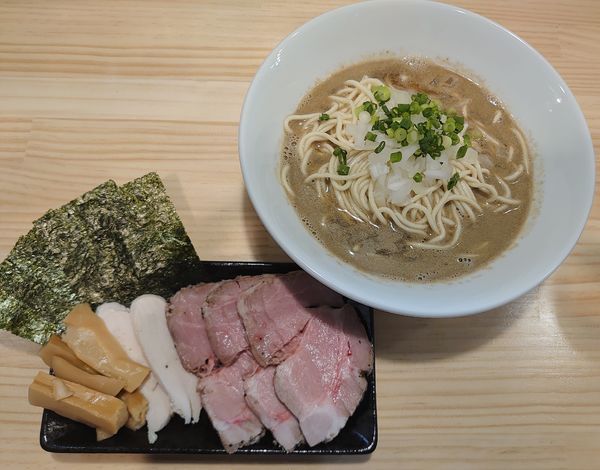 「特製中華蕎麦(1250円)」@中華蕎麦 ジンベエの写真