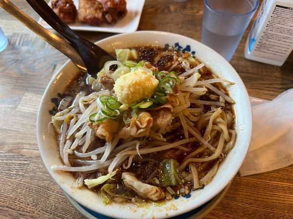 「太麺肉野菜らーめん900円」@総本家 しなとら 美濃加茂店の写真