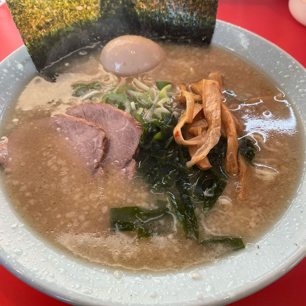 「ラーメン 780円 味玉 100円」@ラーメンショップ 館林店の写真