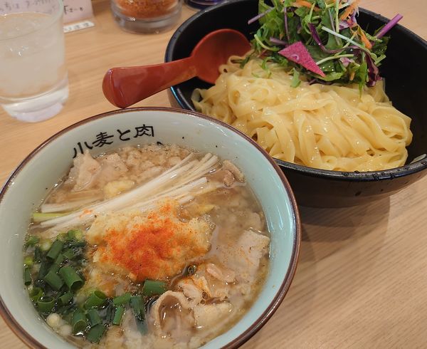 「背脂生姜醤油つけ麺(1050円)」@小麦と肉 桃の木の写真