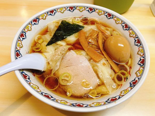 「わんたん麺」@春木屋 荻窪本店の写真