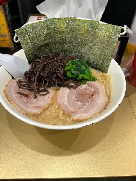 「家系超ゴッツ　1,000円」@超ごってり麺 ごっつ 秋葉原店の写真