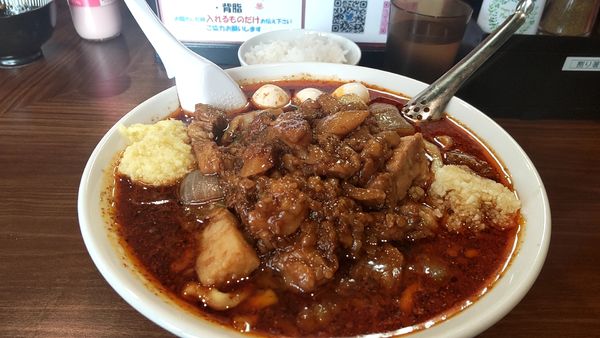 「辛いスタ満ソバ+まさお+小ライス」@元祖スタミナ満点らーめん すず鬼 熊谷うえちゃん店の写真