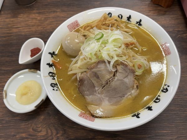 「味噌らーめん＋味玉＋おろしにんにく」@沼田商店 麺組の写真