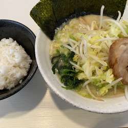 塩豚骨　野菜　ライス