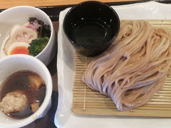 「つけ麺（そば）二色麺¥1350」@麦の空 GACHI SOBA DOJOの写真