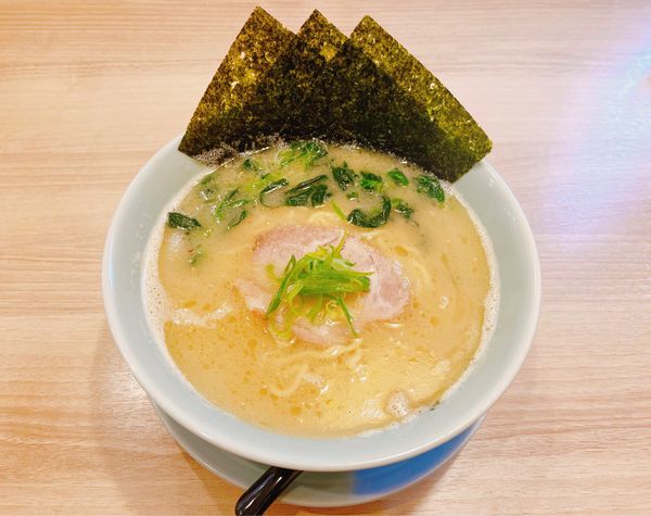 「ラーメン」@横濱家系ラーメン 千家 本巣店の写真
