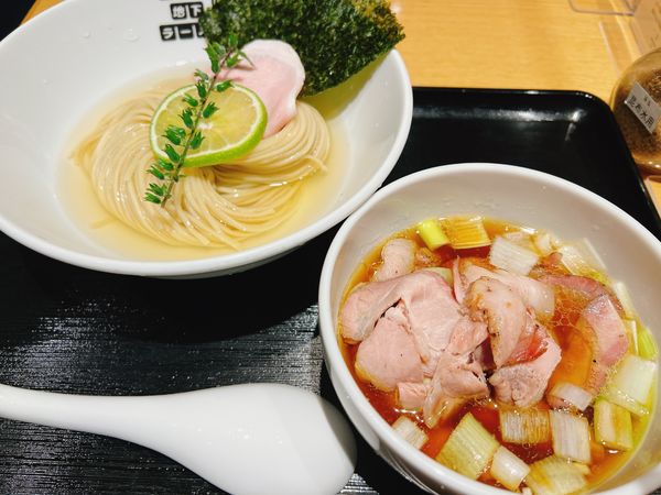 「特製昆布水のつけ麺 醤油」@YOKOKURA STOREHOUSEの写真