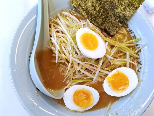 「ネギ味噌ラーメン＋たまご」@ラーメンショップ 中野店の写真