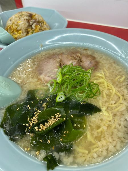 「ラーメンチャーハンセット950」@ラーメンショップ〇化 市原山木店の写真