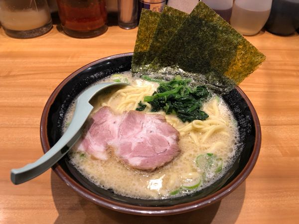 「塩ラーメン」@横浜家系ラーメン 中野家 東長崎店の写真