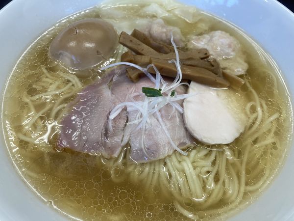 「特製塩そば」@中華そば 裏慶の写真