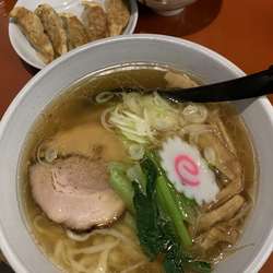 佐野ラーメン750円 餃子＋半ライス(無料)