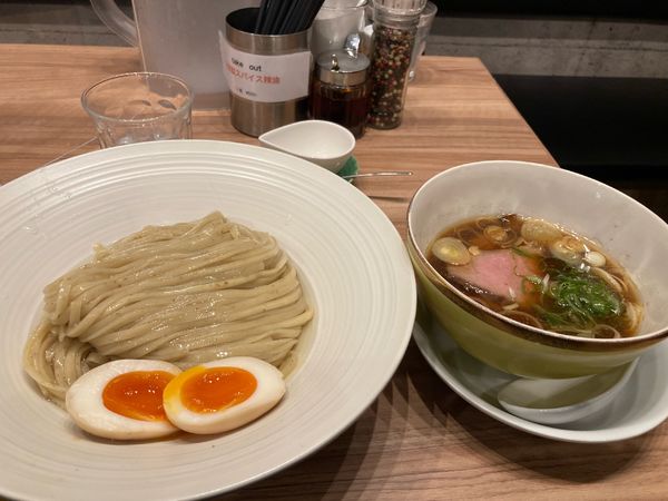 「醤油つけ麺　味玉」@麺処 ほん田 秋葉原本店の写真