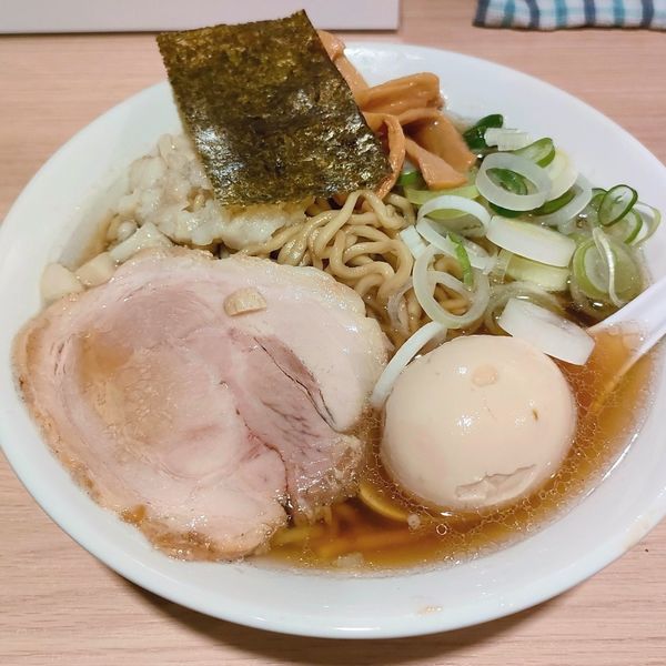 「中華そば､玉子」@自家製麺頃場 別邸の写真