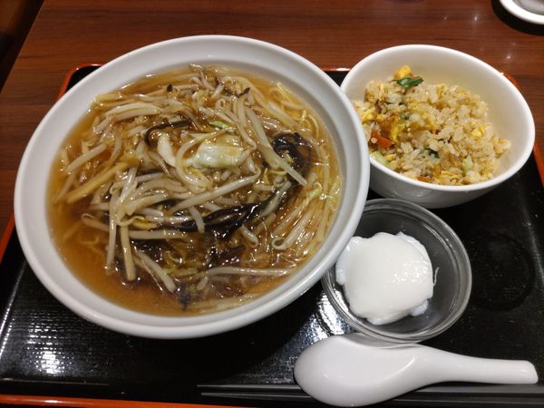 「フカヒレあんかけつゆそば&五目炒飯セット(デザート付)」@TOKYO GEN 源の写真