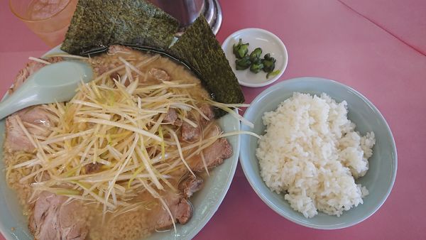 「ネギ味噌チャーシュー麺＋ライス」@ラーメンショップ ふれあい通り店の写真