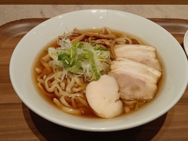 「醤油らーめん」@らぁ麺 塚田 イオンモール新利府南館店の写真