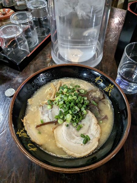 「ラーメン」@博多とんこつラーメン わ蔵 板橋本店の写真