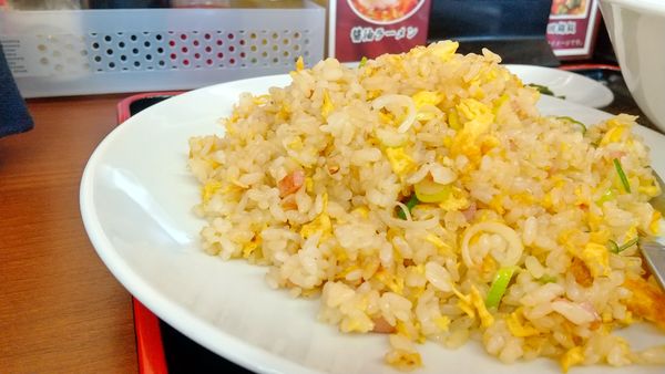 「#炒飯 #台湾ラーメン #810円」@鴻運来 大磯店の写真