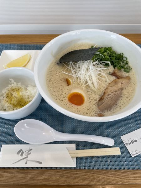 「鶏白湯（醤油）セット¥1,100」@空飛ぶ福のとりの写真