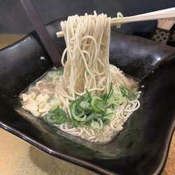 かけラーメン380円+黒霧島400円