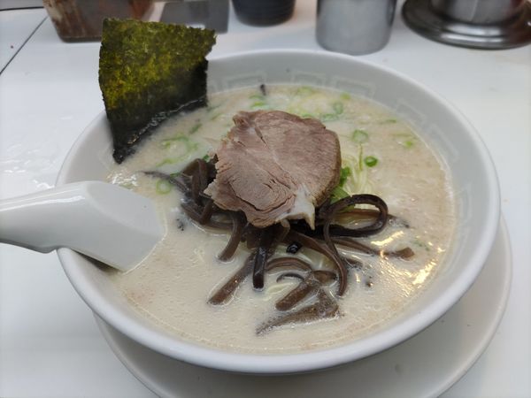 「ラーメン+替玉」@博多天神 新橋2号店の写真
