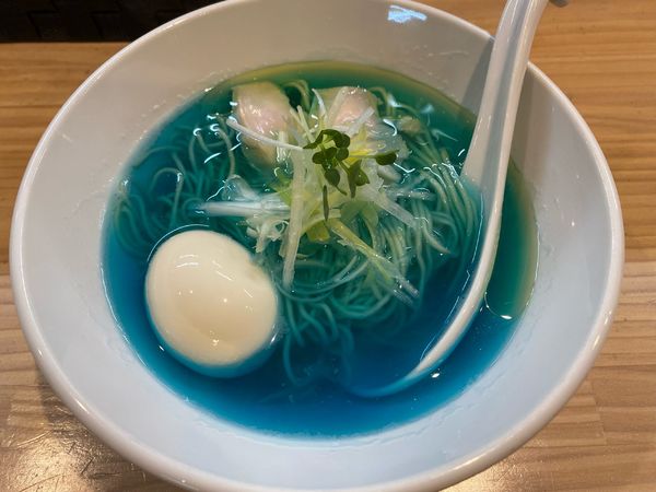 「鶏清湯 青」@濃厚鶏出汁拉麺 吉法師 KIPPOSHIの写真