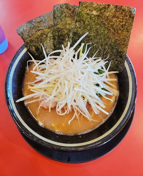 「ネギラーメン」@家系ラーメン たつ家の写真