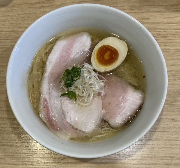 「ゆず塩らーめん＋日替わり肉丼」@らーめんMAIKAGURAの写真