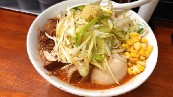 「辛味噌らーめん・ねぎ・味玉・大盛 ￥1,250」@東神田ら～めん3の写真