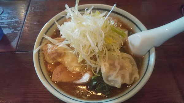 「海老入りワンタン麺(¥800)」@らぅめん とくやの写真