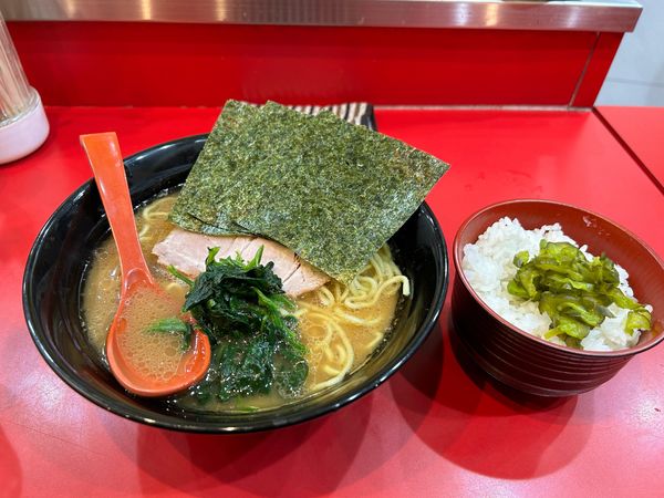 「ラーメン（並）650円」@横浜らーめん 龍馬の写真