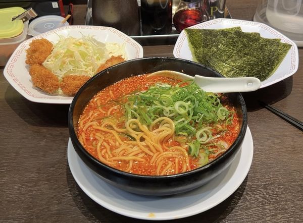 「赤味噌ラーメン カキフライ定食」@来来亭 千葉花見川店の写真