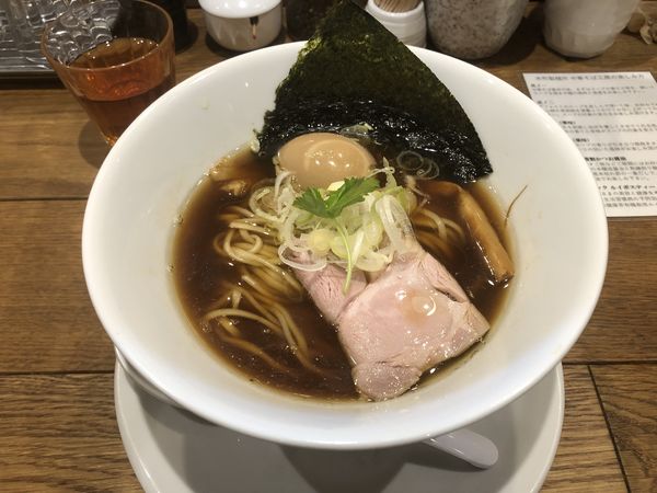 「名物 中華そば 平麺 780円」@本町製麺所 中華そば工房の写真