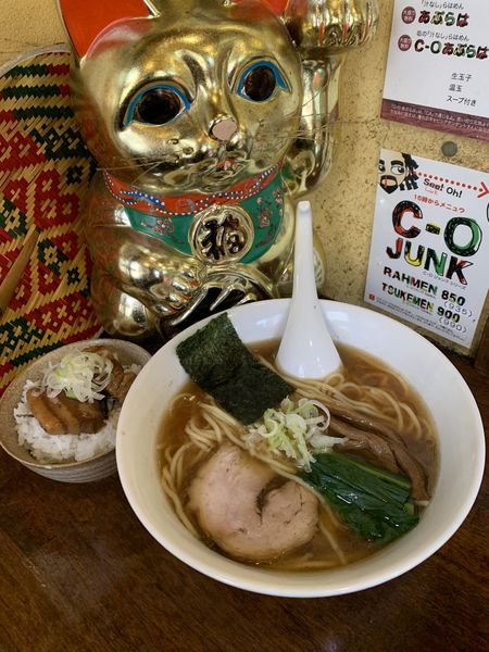 「らはめん、少なめ角煮丼」@ラハメン ヤマンの写真