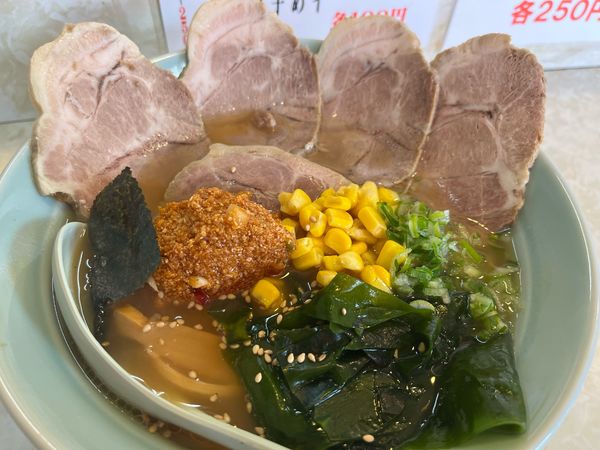 「からし麺+チャーシュー ¥1,100」@大雄ラーメン 入江町店の写真