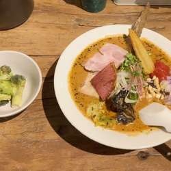 スパイスラーメン＋サクブロ