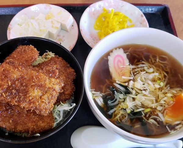 「ソースカツ丼セット ９８０円」@中華食堂 蓮華の写真