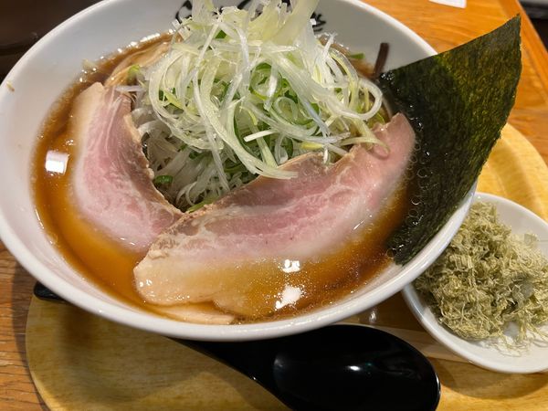 「極み焼き醤油スペシャル」@利尻らーめん 味楽 新横浜ラーメン博物館店の写真