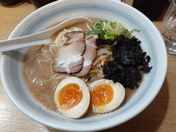 「魚介豚骨らーめん」@らーめん光醤の写真