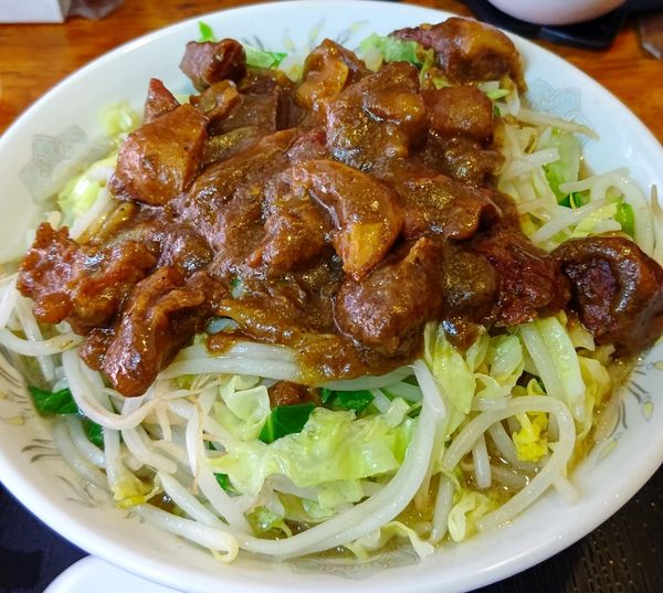 「もつカレー野菜ラーメン」@ラーメンあやの写真