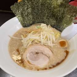 豚骨背脂醤油ラーメン