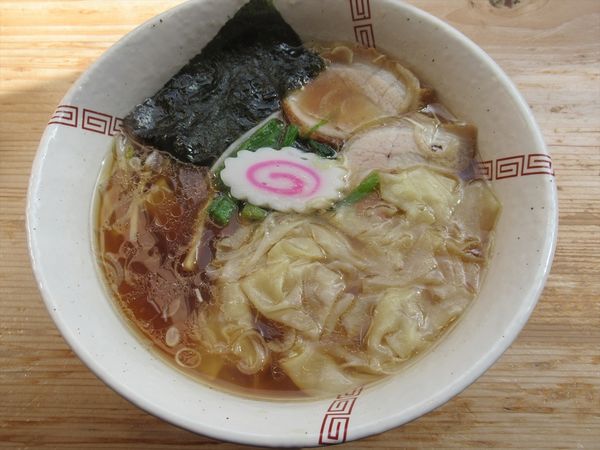 「わんたんめん（930円）」@たちばな家の写真