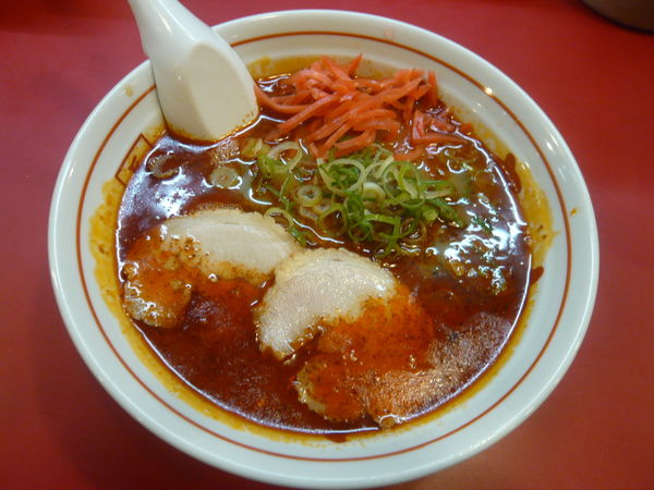 「辛麺（+辛油）」@博多長浜屋台やまちゃん 銀座店の写真