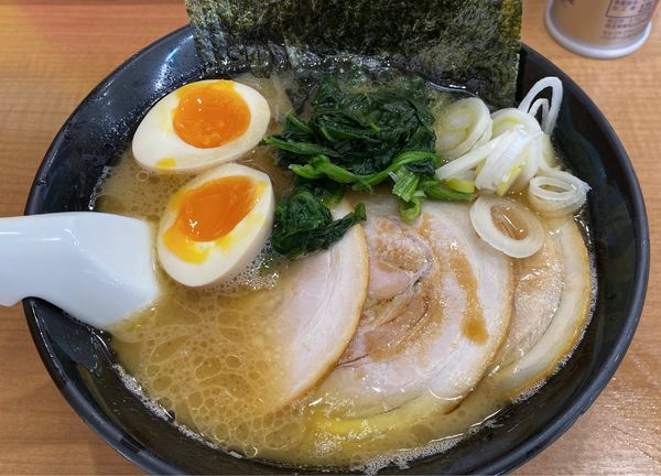 「粋得醤油豚肩らーめん 硬 多」@綾瀬らーめん 粋の写真