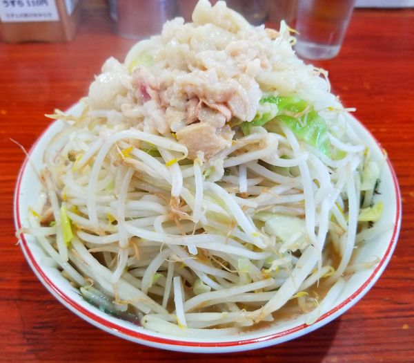 「ラーメン(200g)ヤサイ増し増しアブラ増しカラメ」@らーめん じろきんの写真