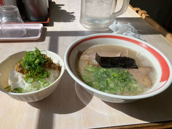 「うま辛丼セット950円」@ラーメン西龍軒の写真