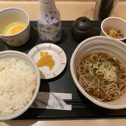 朝定食（生たまご・納豆） 460円