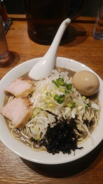 「濃厚煮干しそば　大」@中村屋総本山の写真